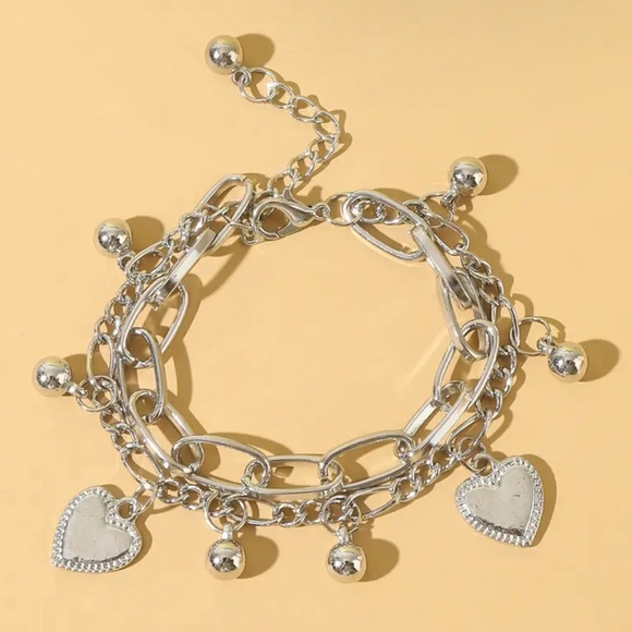 NEW FREE WITH PURCHASE Romantic Heart Shape Layered Bracelet - Picture 3 of 9